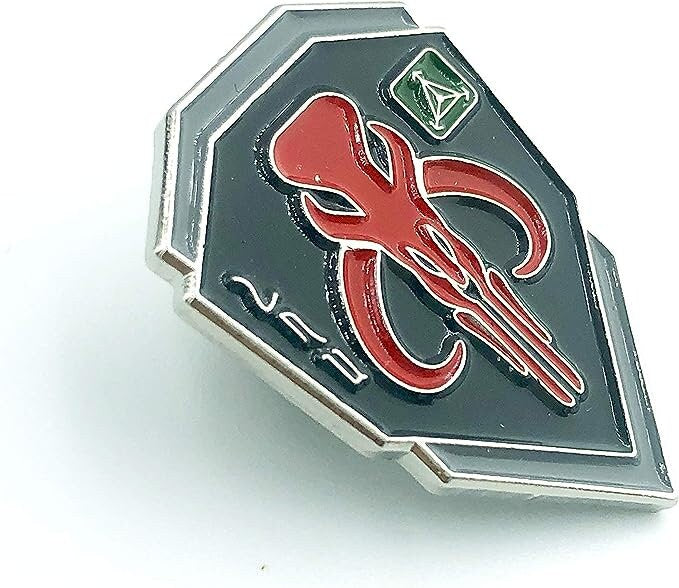 Bounty Hunter Boba Fett Bantha Red Skull Cosplay Metal Pin Badge Brooch